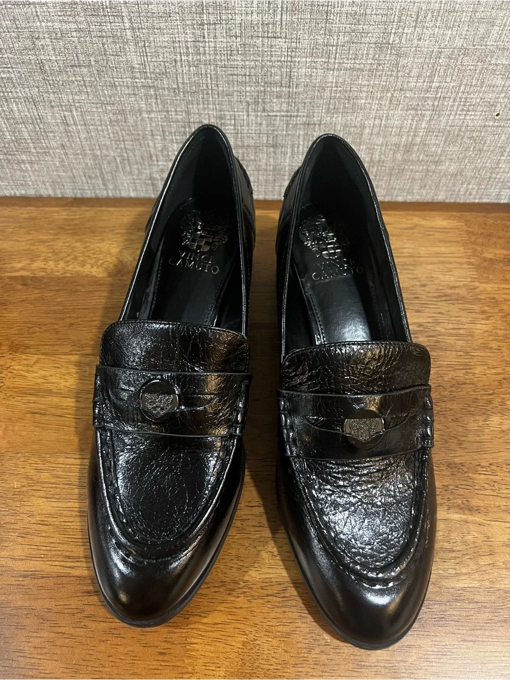 NWOT Vince Camuto Carissla Tailored Loafer